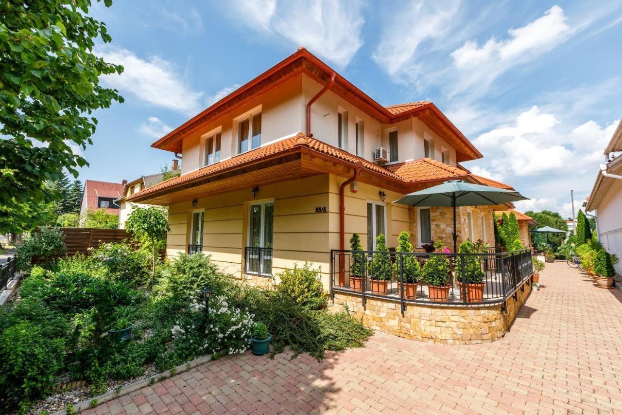 Andi Apartman เฮวิซ ภายนอก รูปภาพ