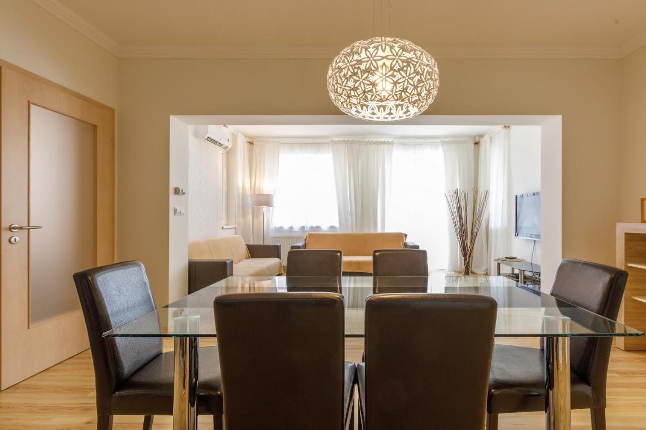 Andi Apartman เฮวิซ ภายนอก รูปภาพ