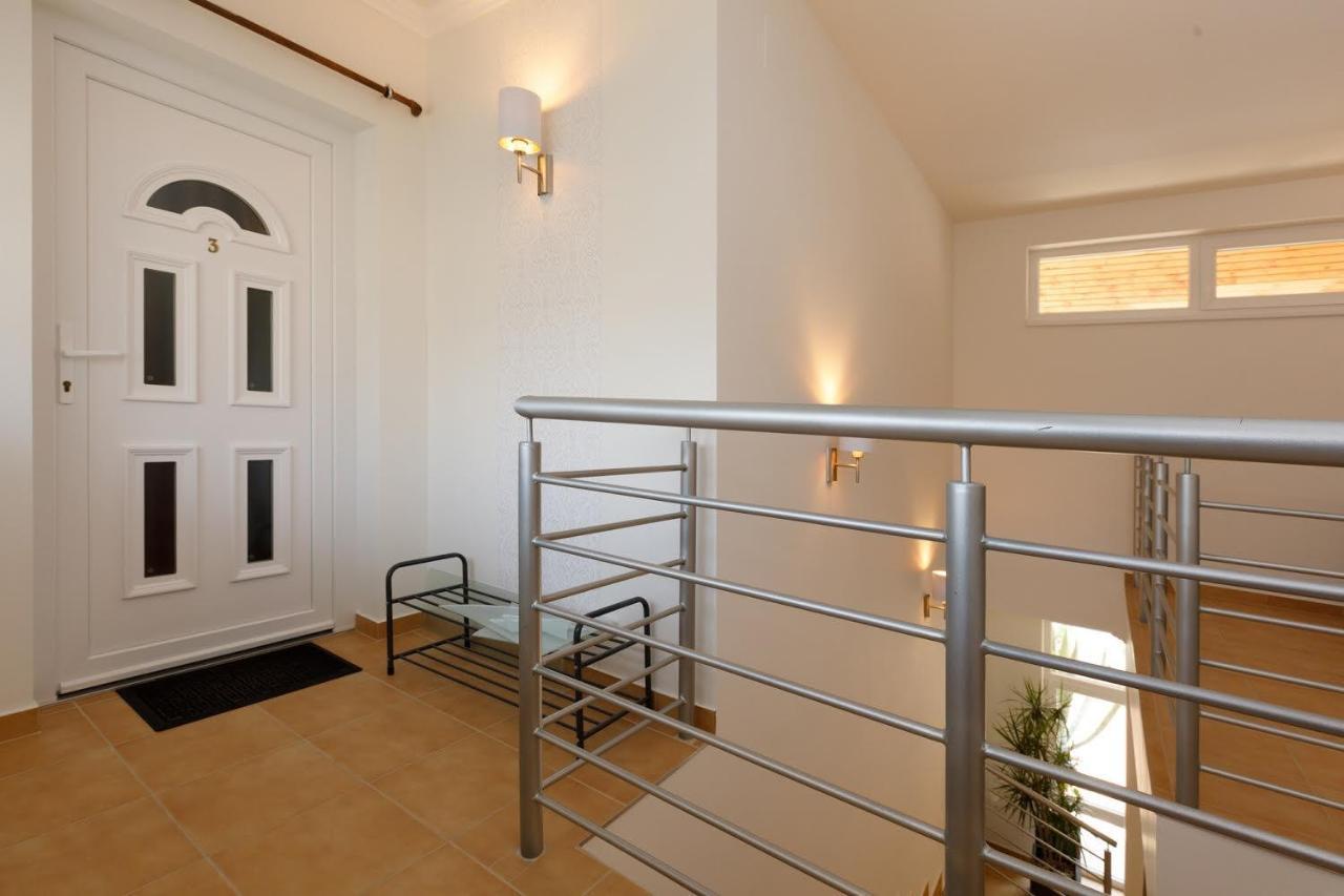 Andi Apartman เฮวิซ ภายนอก รูปภาพ