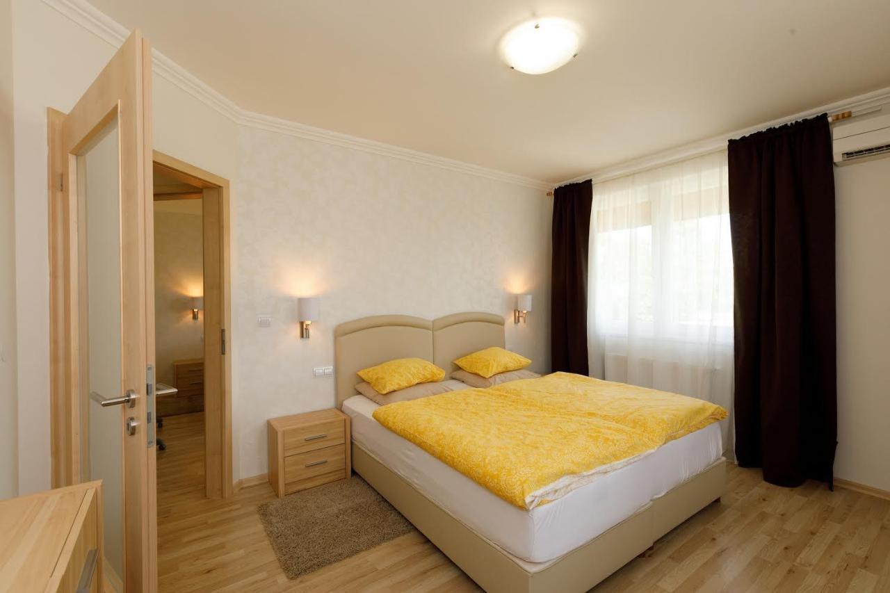 Andi Apartman เฮวิซ ภายนอก รูปภาพ