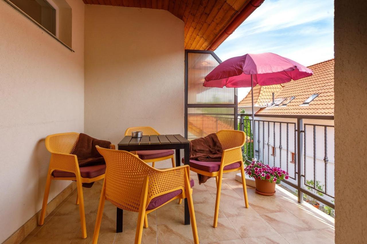 Andi Apartman เฮวิซ ภายนอก รูปภาพ