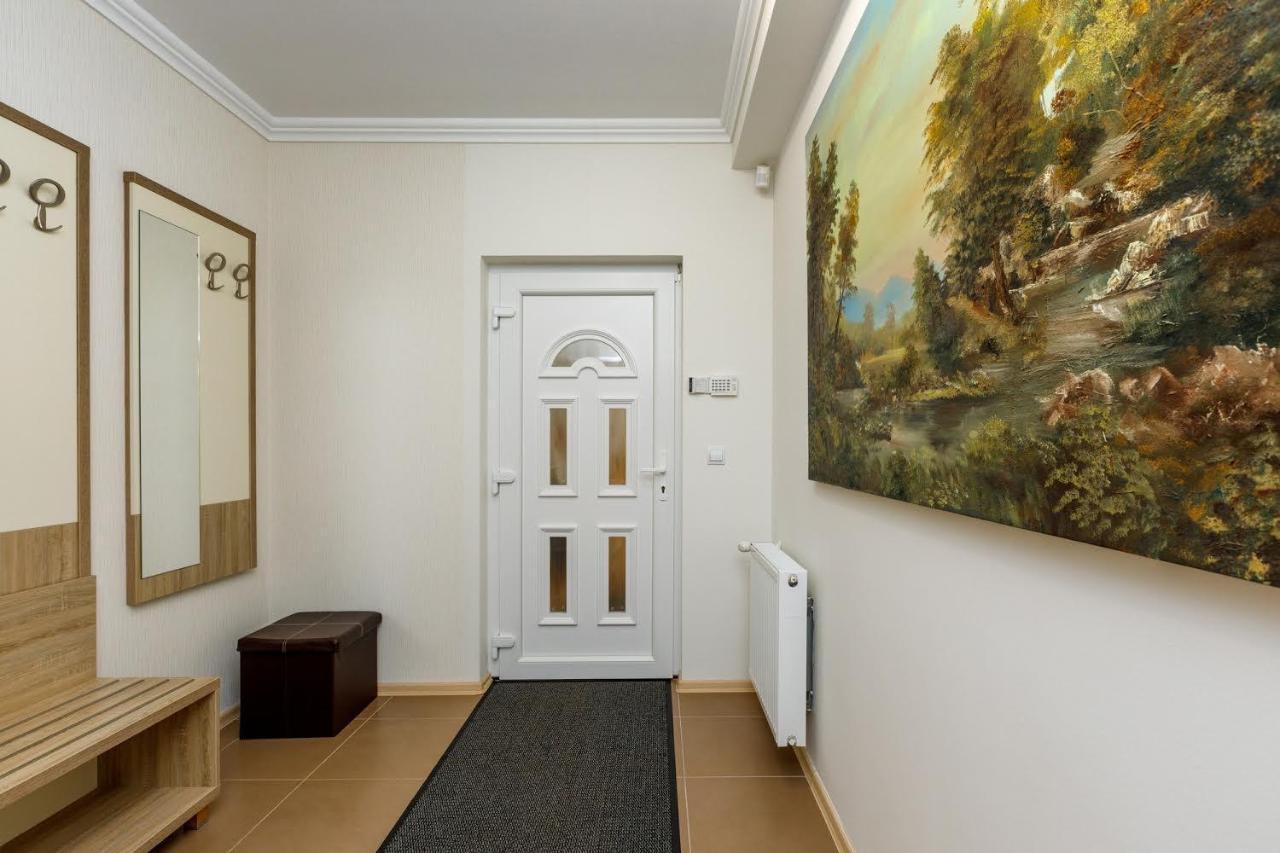 Andi Apartman เฮวิซ ภายนอก รูปภาพ